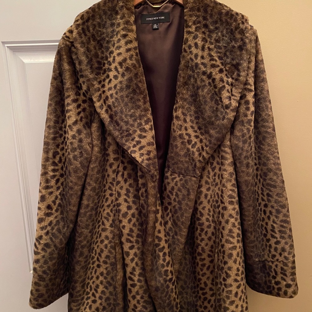 Jones New York Jacket faux brown leopard